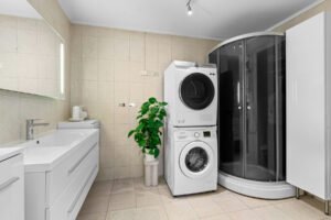 Wasseranschluss einer Waschmaschine im Haushalt