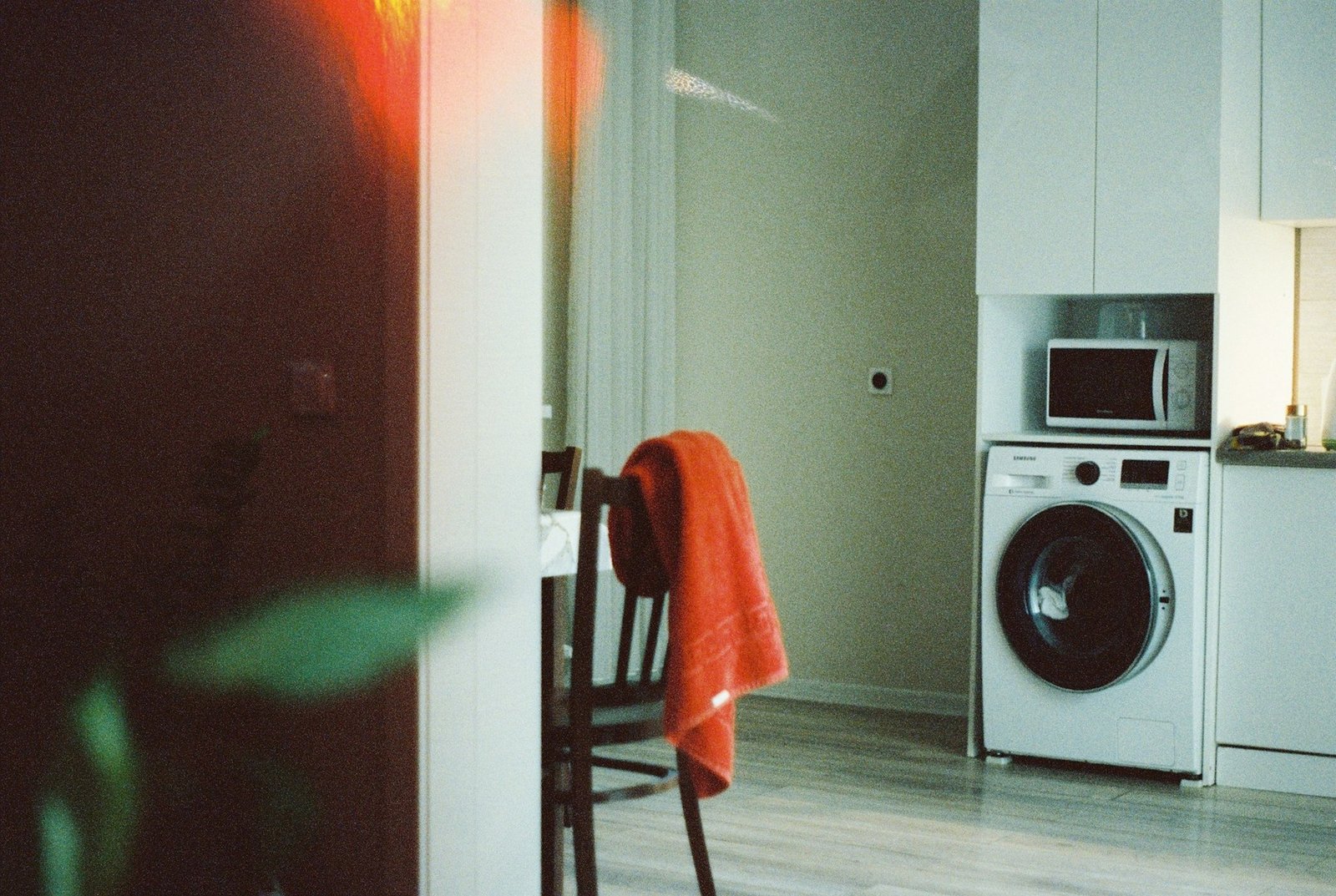 Waschmaschine mit Wasseranschluss im Badezimmer